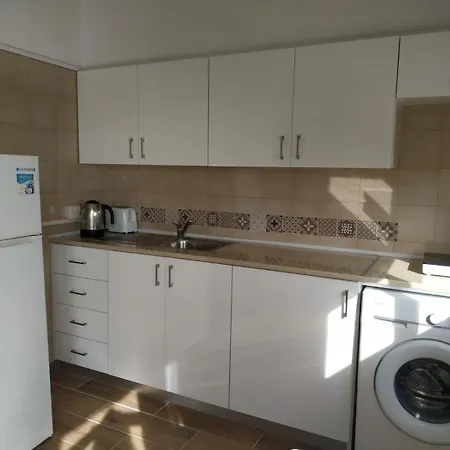 Mikis's Seagate Aprt. Apartamento Lárnaca