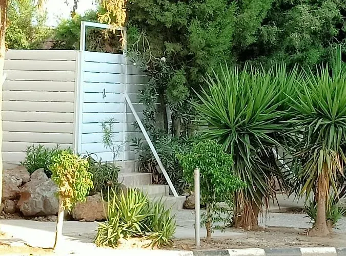 Mikis's Seagate Aprt. アパート