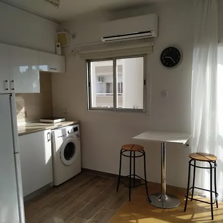 아파트 Mikis's Seagate Aprt. *