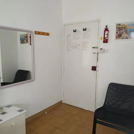 Apartment Mikis's Seagate Aprt.