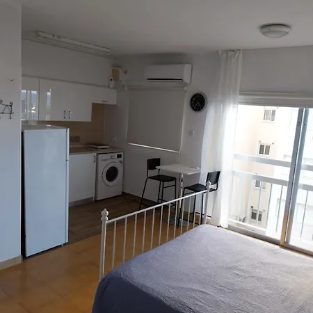 Mikis's Seagate Aprt. * 라르나카